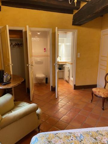 Au Temps D'Autrefois Hotel Nolay  Bagian luar foto